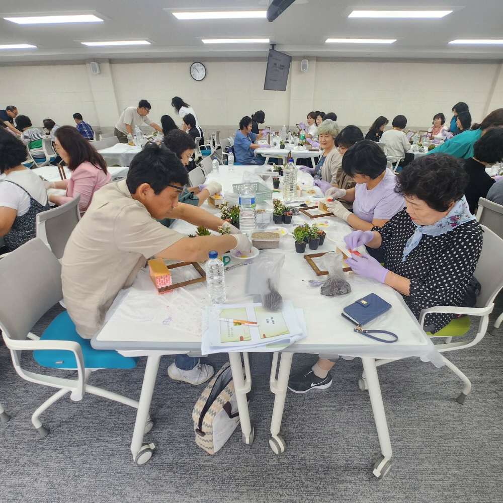 29f317af8c5f6525ada83d7ef129615e_1757490538_05.jpg 29f317af8c5f6525ada83d7ef129615e_1757490538_05.jpg