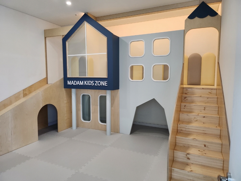 61fa7dda131f9aff8a22709388fd1e82_1757384800_5.jpg 61fa7dda131f9aff8a22709388fd1e82_1757384800_5.jpg