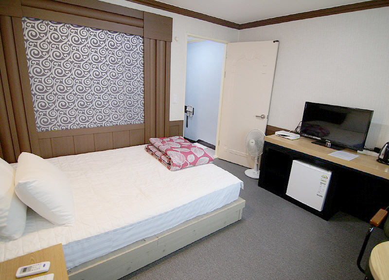 840b4cfb6c5db0ee912d116ef82692d9_1758049857_42.jpg 840b4cfb6c5db0ee912d116ef82692d9_1758049857_42.jpg