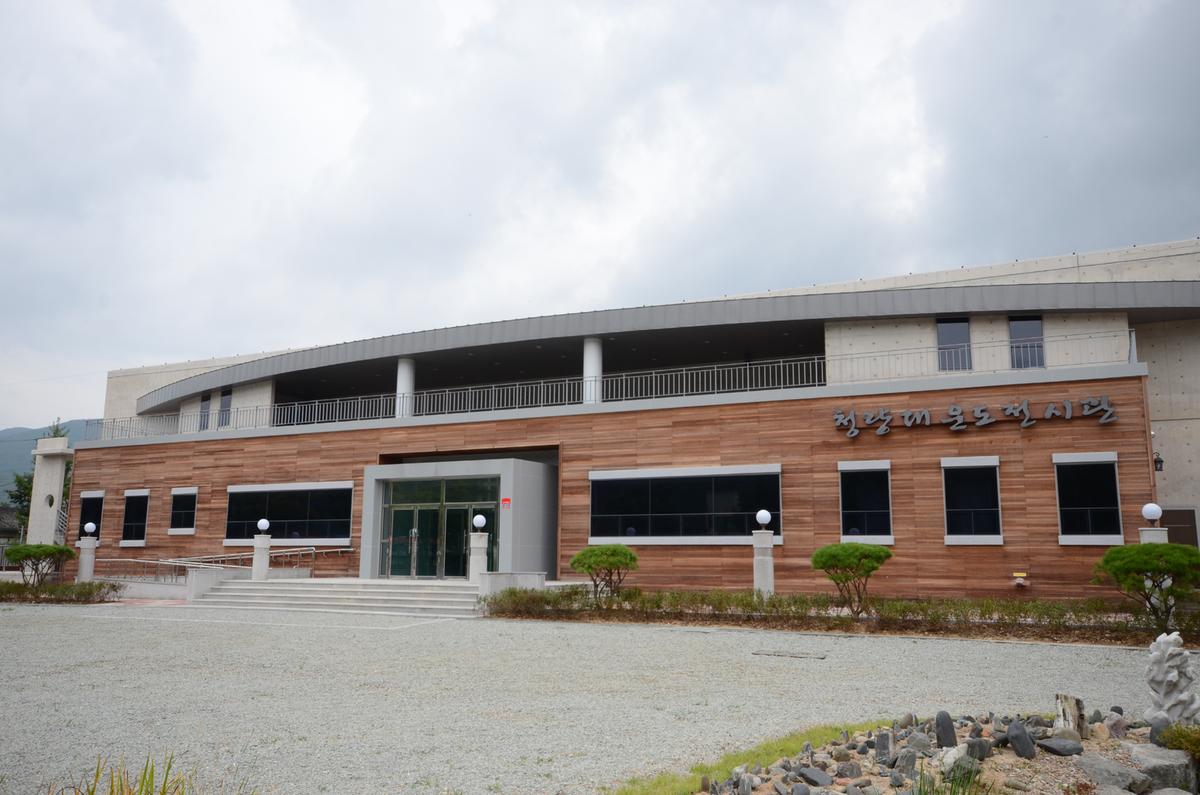 a896a7ebb51bc0e43a45d3b953fdbf19_1758115787_71.jpg a896a7ebb51bc0e43a45d3b953fdbf19_1758115787_71.jpg