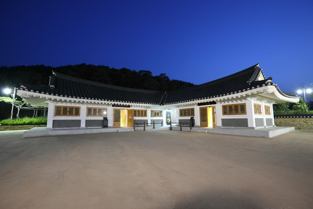 a896a7ebb51bc0e43a45d3b953fdbf19_1758116245_98.jpg a896a7ebb51bc0e43a45d3b953fdbf19_1758116245_98.jpg