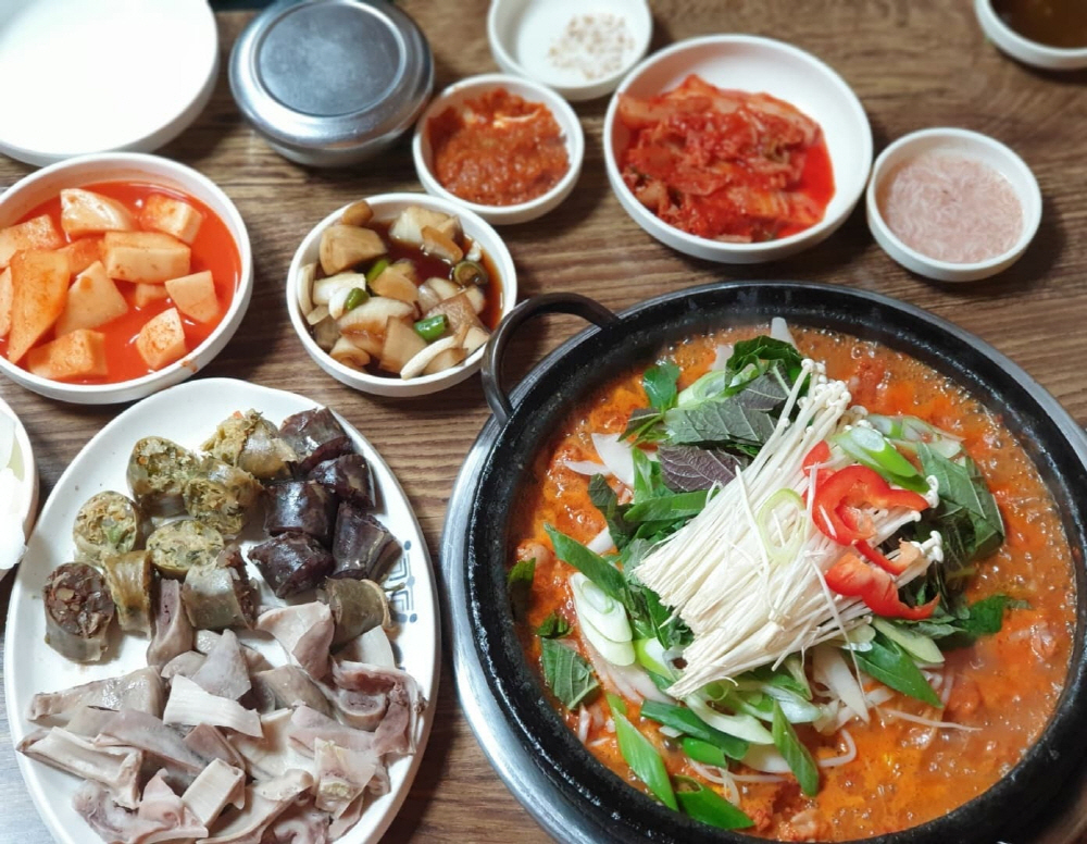 df4c8c8aaf15055a952b23b1661c02cf_1758172238_98.jpg df4c8c8aaf15055a952b23b1661c02cf_1758172238_98.jpg