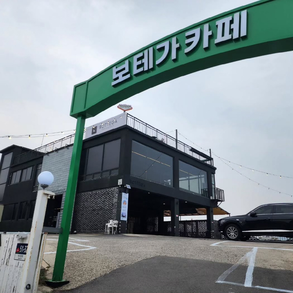 8c72a71f8354e075fca35972b09d9338_1760332299_27.jpg 8c72a71f8354e075fca35972b09d9338_1760332299_27.jpg