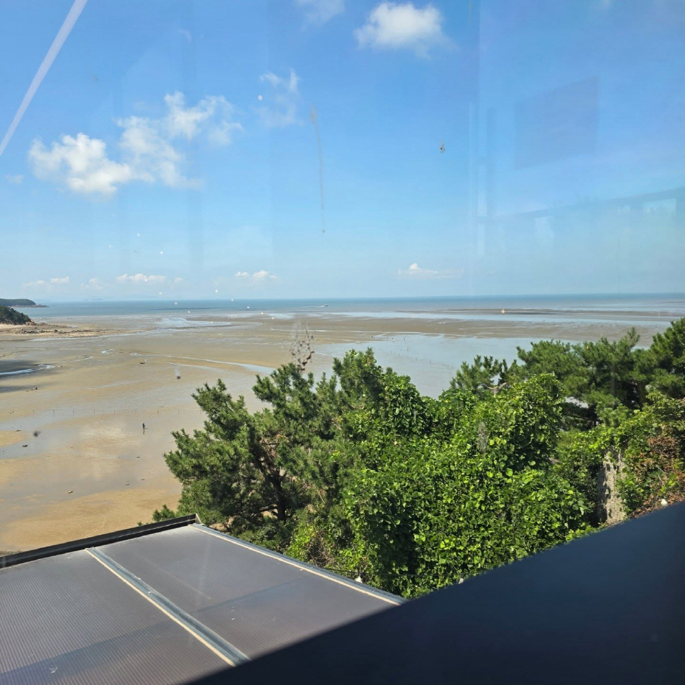 8c72a71f8354e075fca35972b09d9338_1760332300_07.jpg 8c72a71f8354e075fca35972b09d9338_1760332300_07.jpg