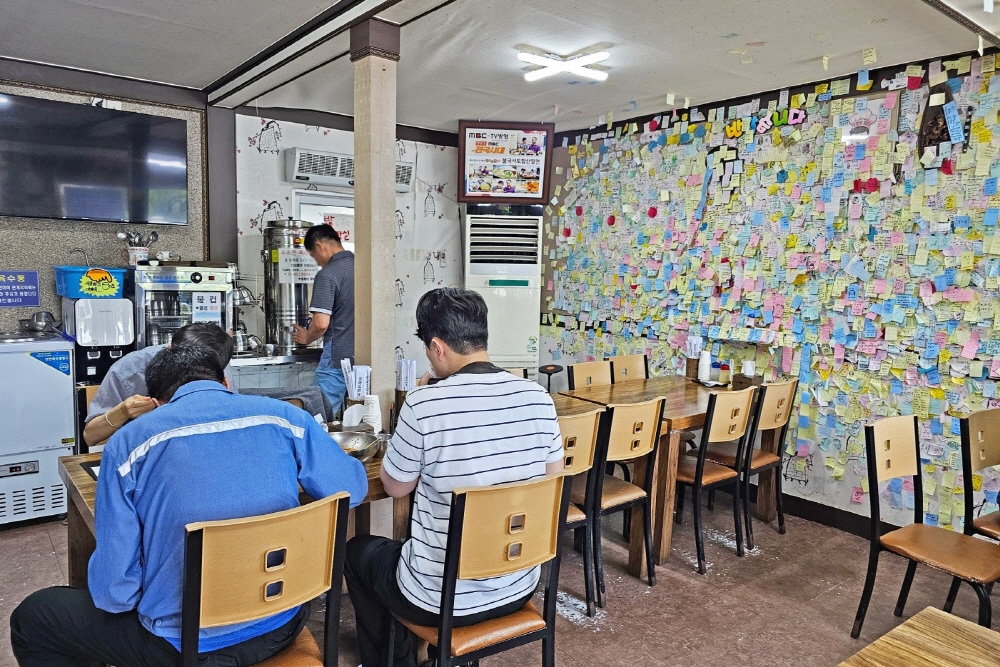 3ee7eb09c18b6162172d6a91c890811f_1762260633_07.jpg 3ee7eb09c18b6162172d6a91c890811f_1762260633_07.jpg