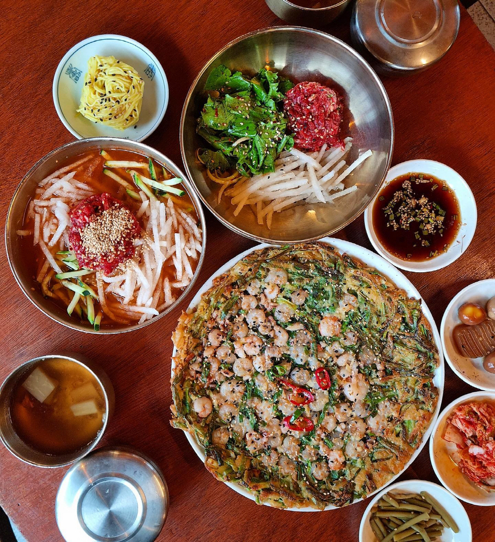 7af6e3c406e113b4c6c3bfc556f88902_1762345503_5.jpg 7af6e3c406e113b4c6c3bfc556f88902_1762345503_5.jpg