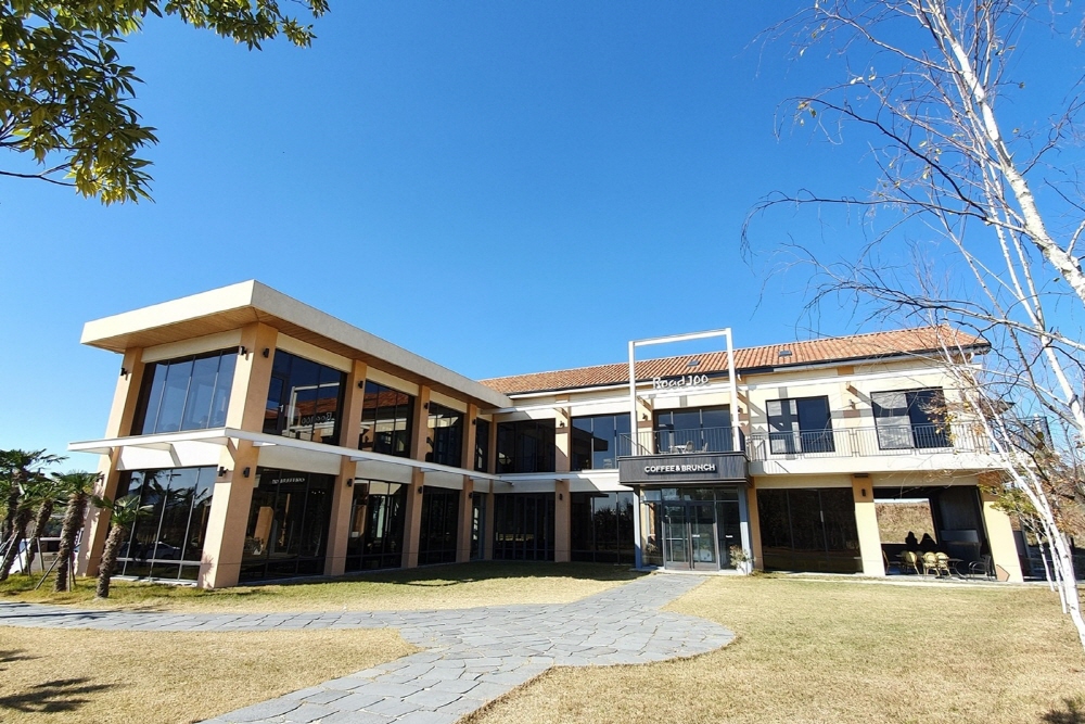 ba98db39699f1aa20462a3bf7c1bb5b7_1762602819_03.jpg ba98db39699f1aa20462a3bf7c1bb5b7_1762602819_03.jpg