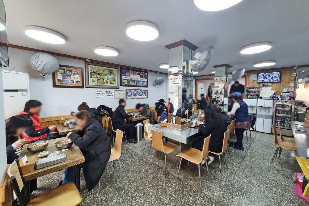 ba98db39699f1aa20462a3bf7c1bb5b7_1762607661_19.jpg ba98db39699f1aa20462a3bf7c1bb5b7_1762607661_19.jpg