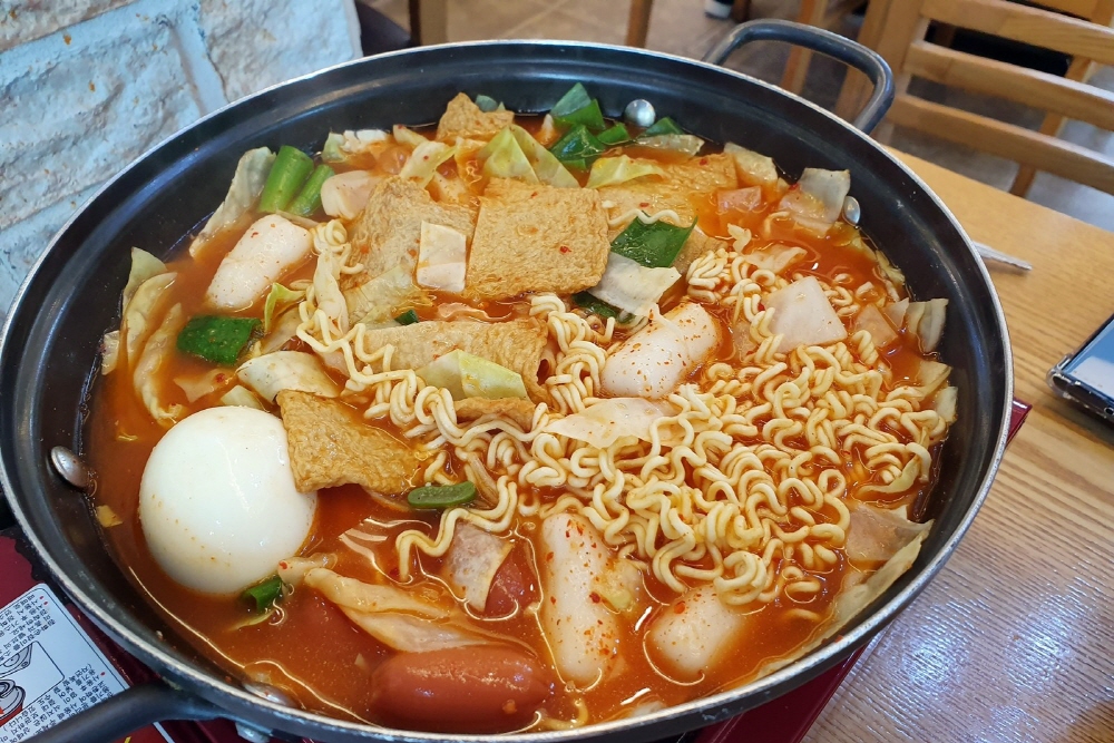 ba98db39699f1aa20462a3bf7c1bb5b7_1762608007_36.jpg ba98db39699f1aa20462a3bf7c1bb5b7_1762608007_36.jpg