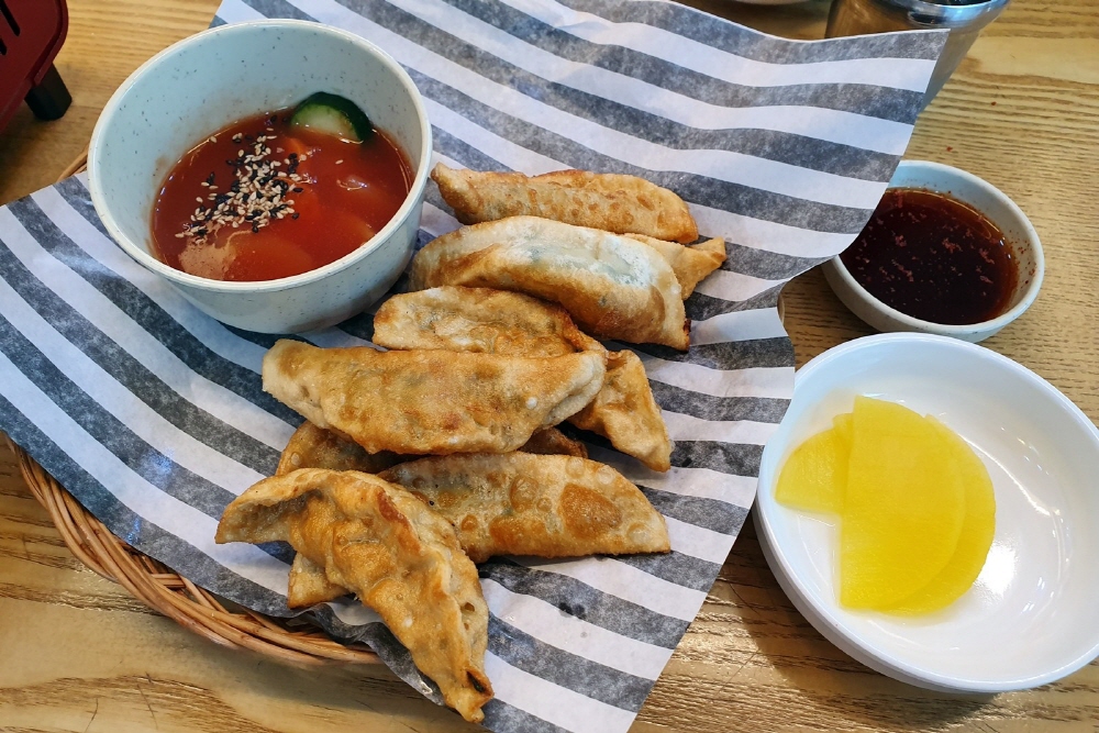 ba98db39699f1aa20462a3bf7c1bb5b7_1762608007_69.jpg ba98db39699f1aa20462a3bf7c1bb5b7_1762608007_69.jpg