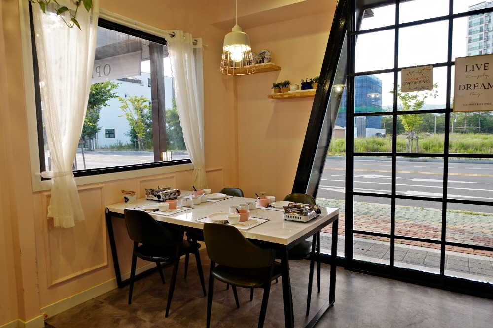 ba98db39699f1aa20462a3bf7c1bb5b7_1762609740_02.jpg ba98db39699f1aa20462a3bf7c1bb5b7_1762609740_02.jpg