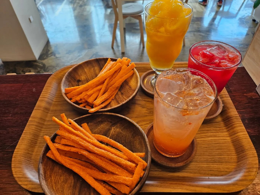 e2e4a8fa9b9ded6dba1559f29634296c_1762532241_65.jpg e2e4a8fa9b9ded6dba1559f29634296c_1762532241_65.jpg