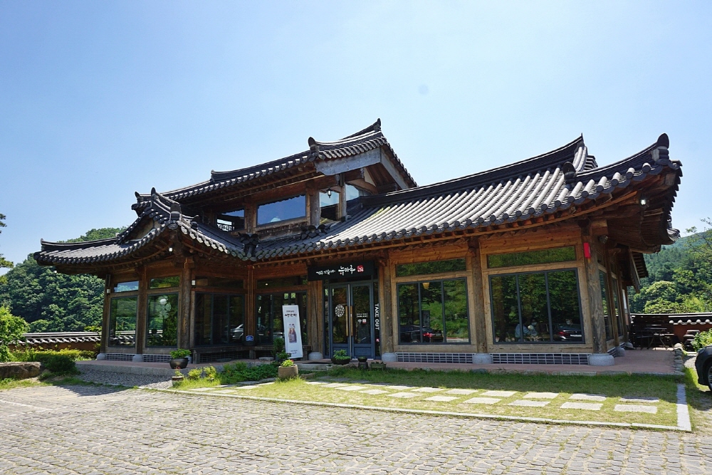 e2e4a8fa9b9ded6dba1559f29634296c_1762536209_98.jpg e2e4a8fa9b9ded6dba1559f29634296c_1762536209_98.jpg