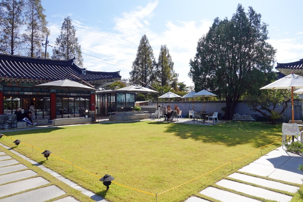 e2e4a8fa9b9ded6dba1559f29634296c_1762539432_49.jpg e2e4a8fa9b9ded6dba1559f29634296c_1762539432_49.jpg