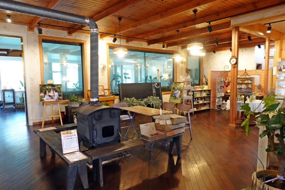 e2e4a8fa9b9ded6dba1559f29634296c_1762540120_52.jpg e2e4a8fa9b9ded6dba1559f29634296c_1762540120_52.jpg