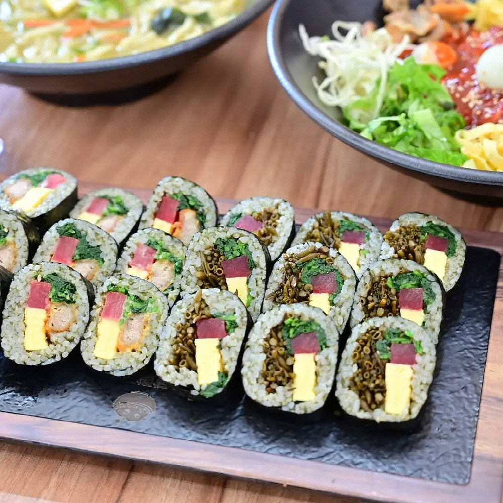 배말칼국수김밥