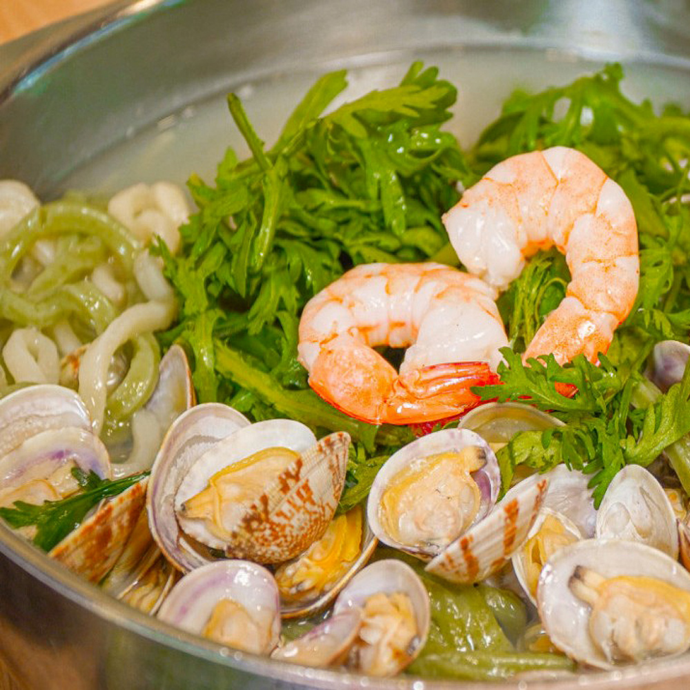 궁림바지락칼국수 경주본점