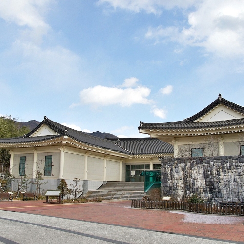 동리목월문학관