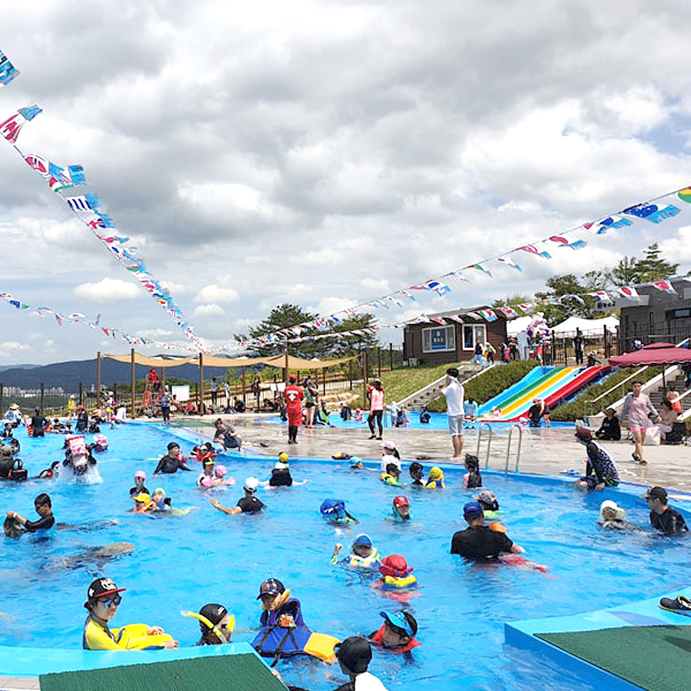 화랑마을 문무야외수영장