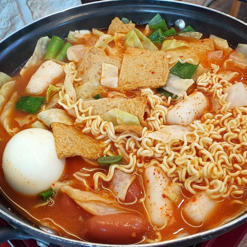 대화만두 황리단점