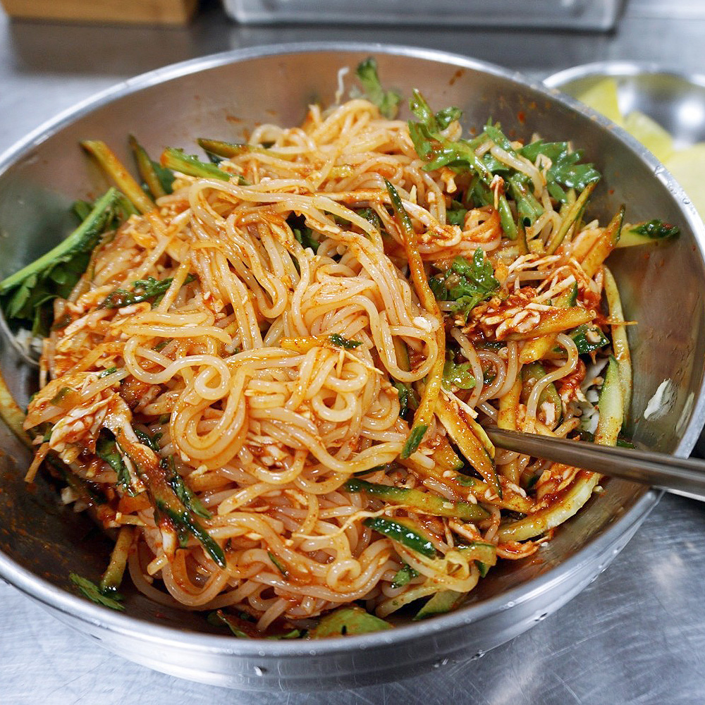 박용자경주명동쫄면 불국점